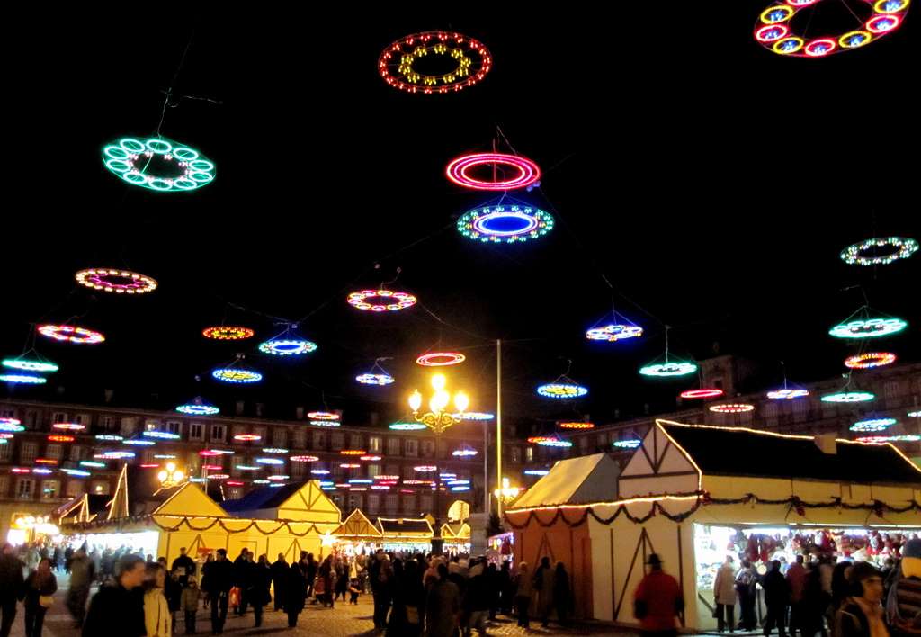 christmas lights in plaza mayor